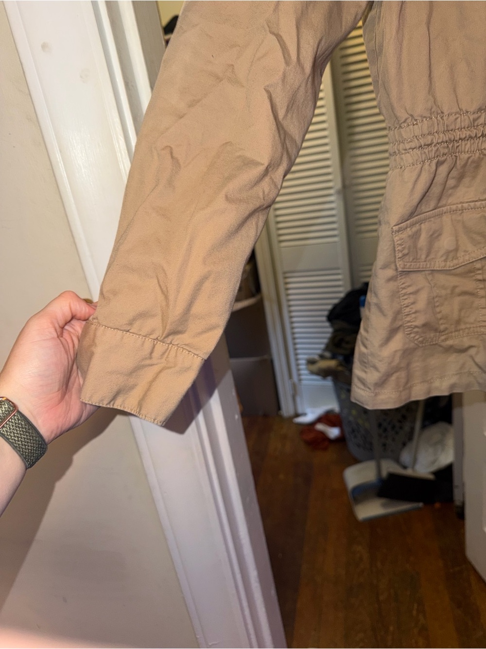 GUESS Women's Khaki Utility Jacket with Hood - Picture 4 of 11